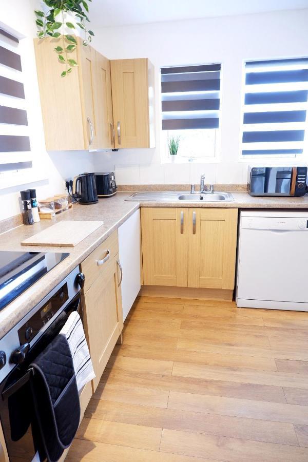Comfortable And Cozy 4-bedroom House Near The Hospital *
