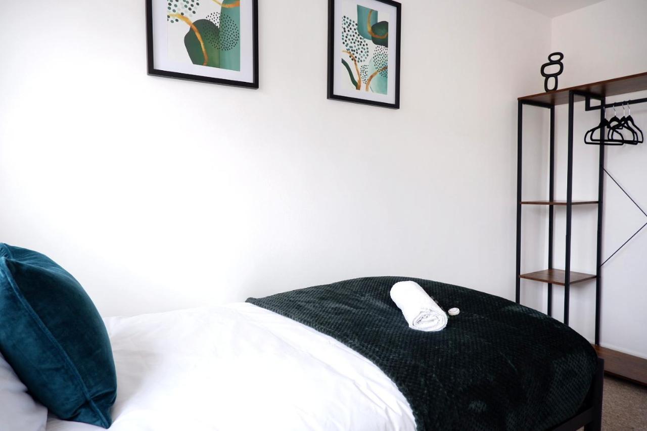Comfortable And Cozy 4-bedroom House Near The Hospital Holiday home
