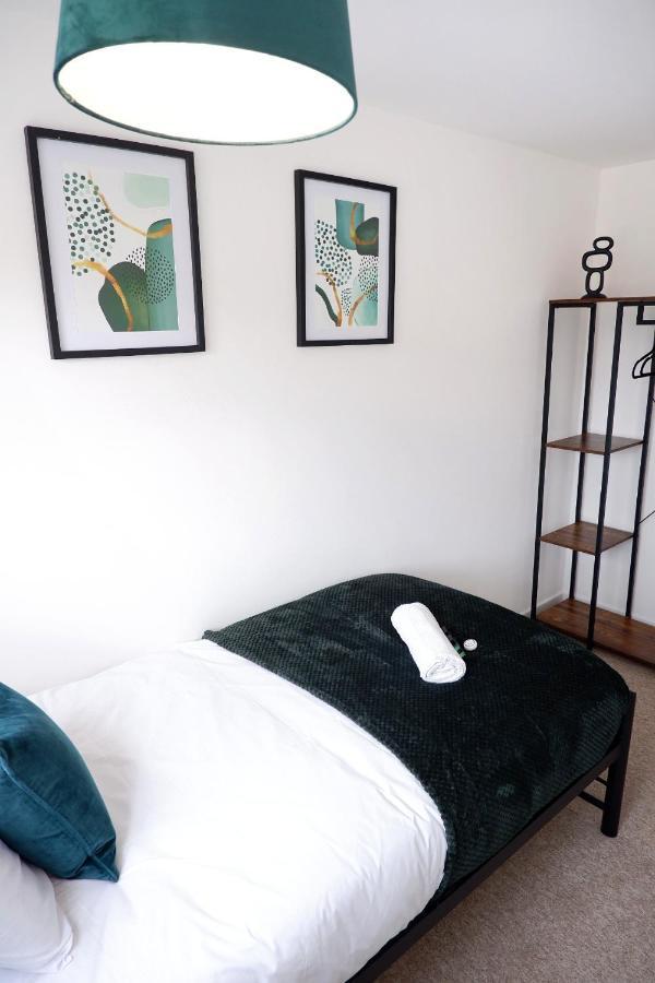 Comfortable And Cozy 4-bedroom House Near The Hospital *