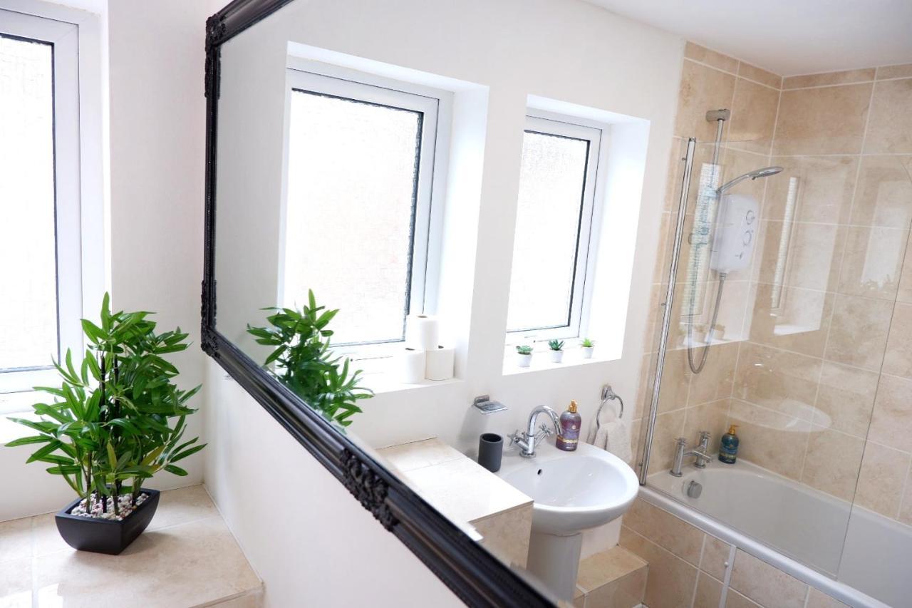 Holiday home Comfortable And Cozy 4-bedroom House Near The Hospital Cambridge (Cambridgeshire)