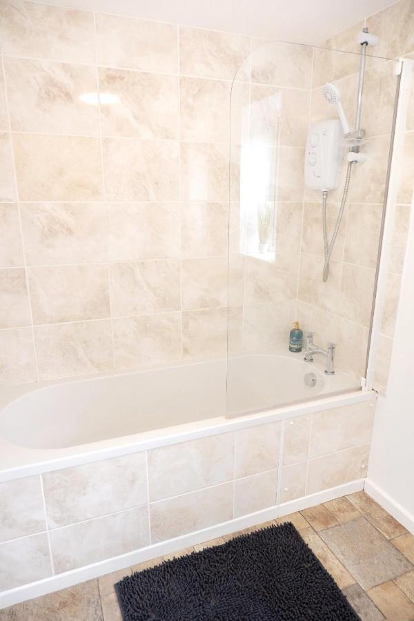 Comfortable And Cozy 4-bedroom House Near The Hospital * Cambridge (Cambridgeshire)